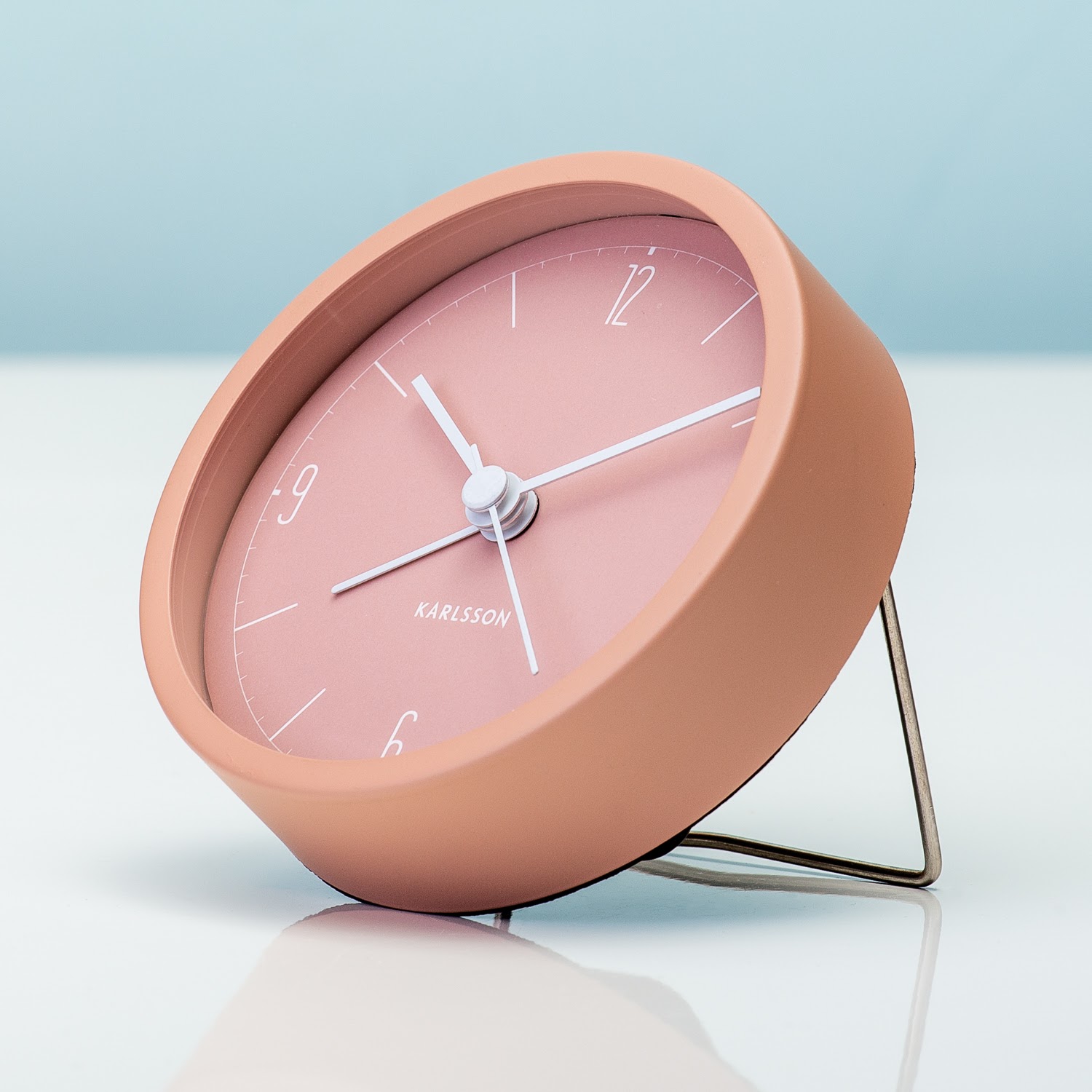 alarm-clock-numbers-lines-1