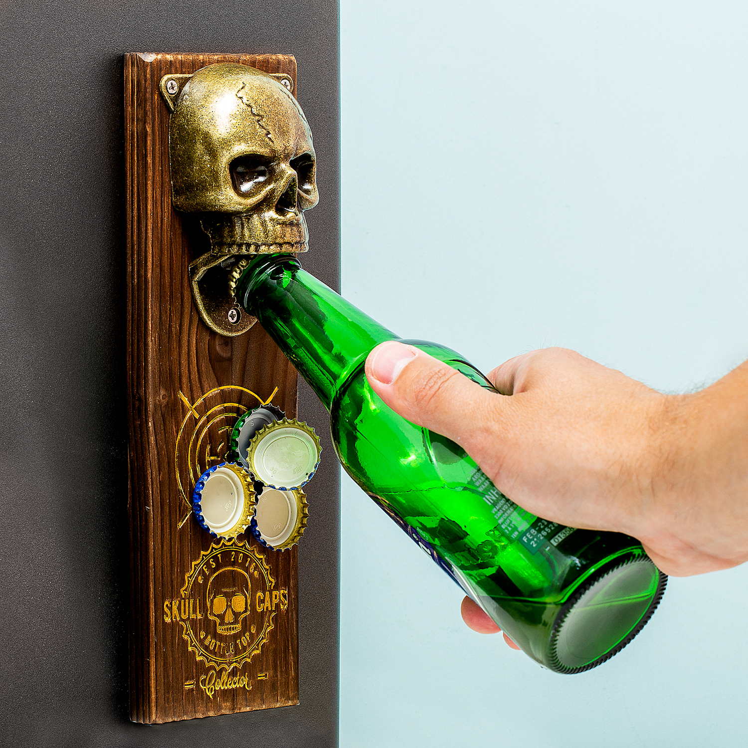 716042-Skull-cap-bottle-opener-Mags-1