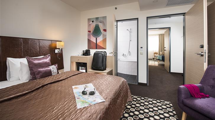 boedapest-bo33-hotel-superior-kamer-12152015113714-727x405