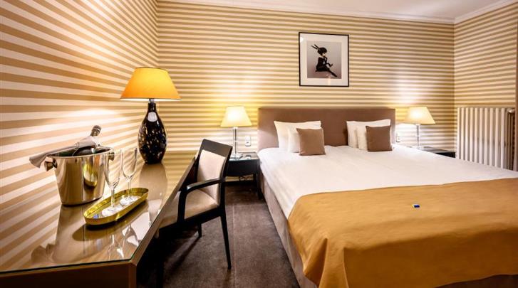 boedapest-hotel-ambra-standaard-kamer-10012020042046-727x405