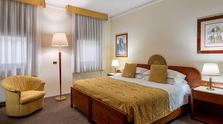 florence-hotel-roma-standaard-kamer-01302023030053-727x405