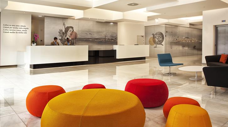 lissabon-hotel-jupiter-lisboa-receptie-02092016020519-727x405