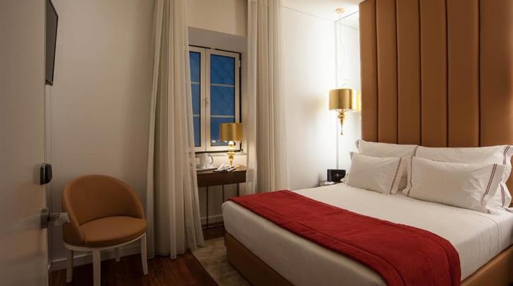 lissabon-hotel-the-7-standaard-kamer-11102022022857-727x405