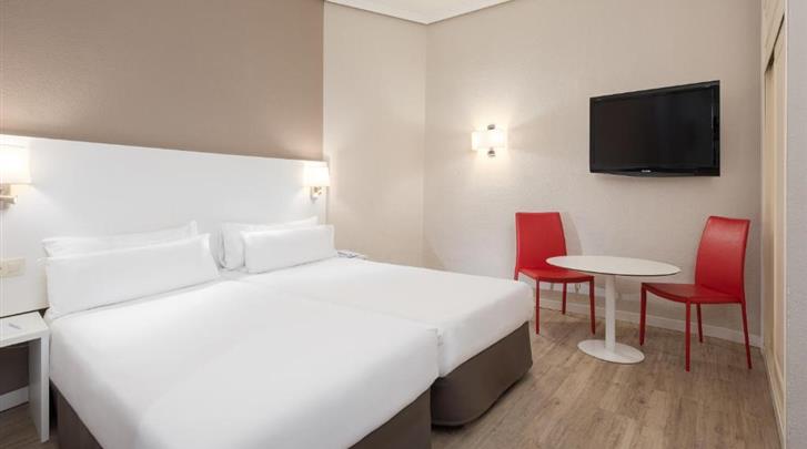 madrid-hotel-madrid-gran-via-25-affiliated-by-melia-standaard-kamer-01062022023944-727x405
