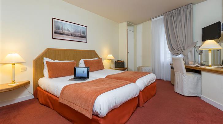 parijs-hotel-fertel-etoile-standaard-kamer-09192019045913-727x405