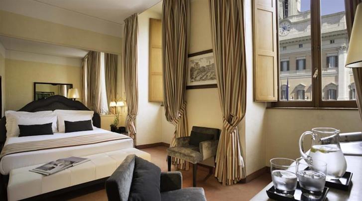 rome-hotel-colonna-palace-standaard-kamer-11102016011714-727x405