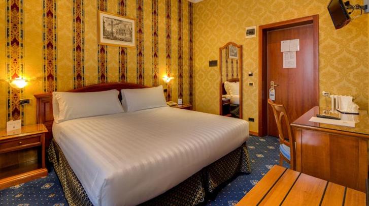 rome-hotel-raffaello-standaard-kamer-08032021012332-727x405