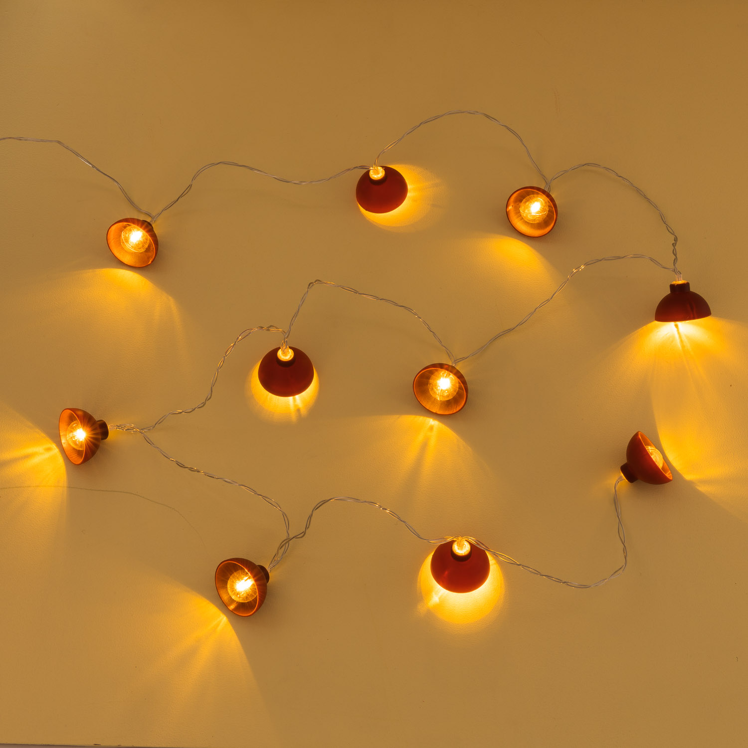 378523-Kikkerland-TERRACOTTA-STRING-LIGHTS-1
