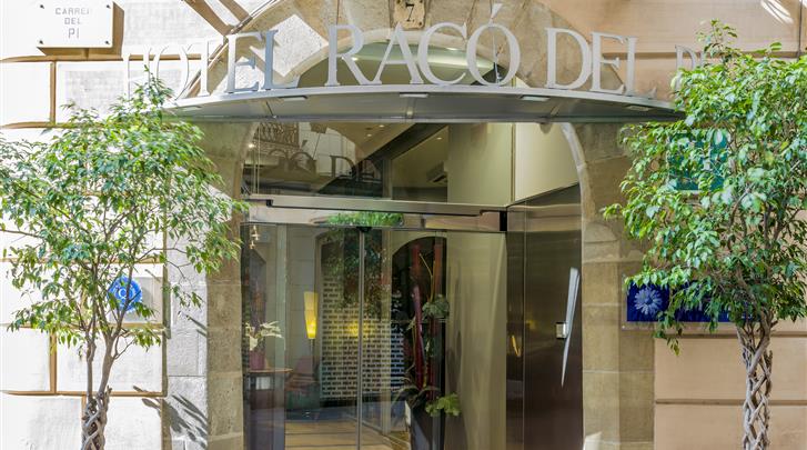 barcelona-hotel-h10-raco-del-pi-fa-ade-hotel-12282015115311-727x405