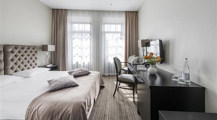 vilnius-hotel-amberton-cathedral-square-vilnius-kamervoorbeeld-01202021045125-727x405